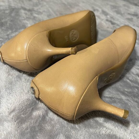 Micheal Micheal Kors Alina flex women’s pumps. Size 6M - Picture 6 of 8